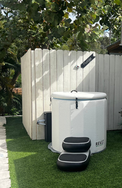 RevX Inflatable Barrel with Inflatable Steps